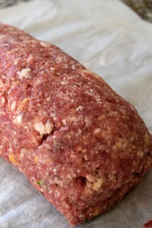 Regardless of what flavors you choose, the main thing to once that's all done, you are going to close the lid and begin cooking at a temp of 325 f to 350 f until your meat's internal. How Long To Bake Meatloaf 325 : Meatloaf For 50 Or More ...