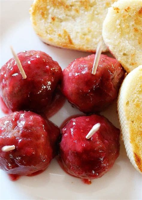 Cranberry Glazed Crockpot Meatballs Use Chicken Beef Or Turkey