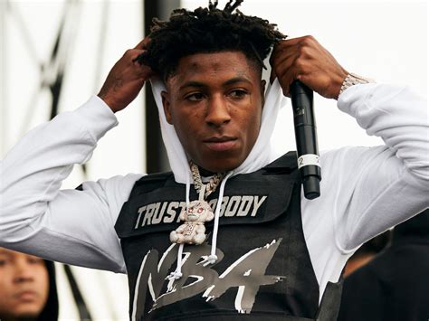 Rapper Nba Youngboy 21 Expecting His 8th Child With Girlfriend Jazlyn