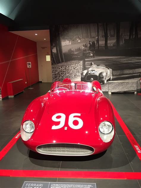 马拉内罗法拉利博物馆游玩攻略 车子超级漂亮来这里参观的 去哪儿攻略