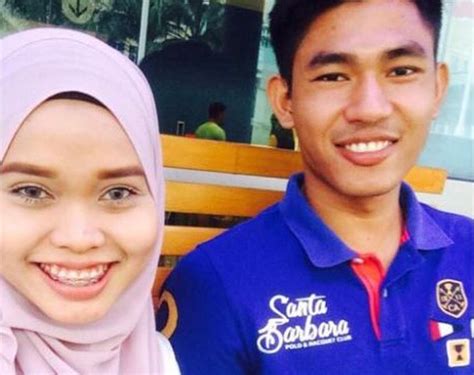 Cipta kad kahwin yang memudahkan tetamu ke majlis istimewa anda. Kad kahwin Adib Sabtu ini separuh sudah diedar, tempahan ...