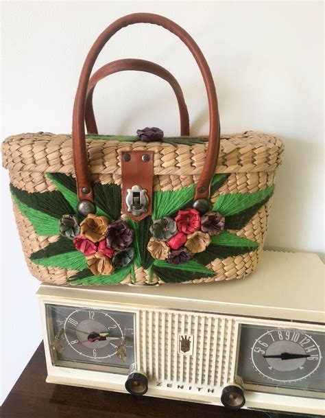 Vintage 60s Straw Handbag With Flowers Etsy Straw Handbags Handbag