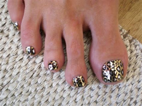 Leopard Toe Nail Designs