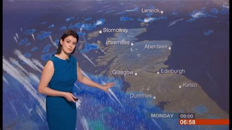 Uk Regional News Caps Gillian Smart Bbc Scotland Weather