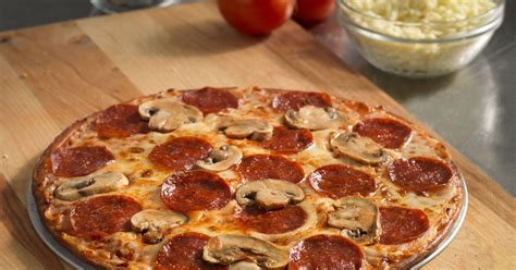 In 2010, shortly after the company's 50th anniversary, domino's changed its pizza recipe from the crust up, making significant changes in the dough, sauce, and cheese used in their pizzas.49 their advertising campaign admitted to earlier. Domino's new gluten-free pizza crust not recommended for ...