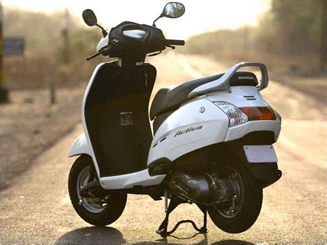 This new activa is made of metal body, which has always been demanded by indian buyers. Honda Activa Scooter - Prices, Reviews, Photos, Mileage ...