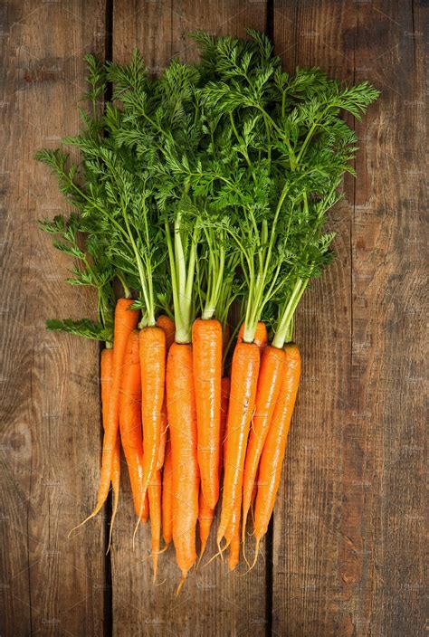 Fresh Carrots With Green Leaves High Quality Food Images ~ Creative