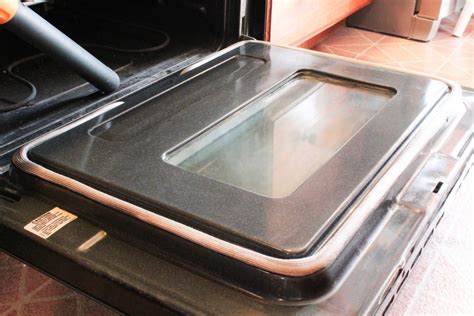 What is the best oven cleaner? How To Clean Your Oven Door Glass When Baking Soda Won't ...