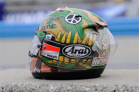 Helmet of valentino rossi yamaha factory racing at sepang january. Champion Helmets: Nicky Hayden Laguna Seca Helmet 2013