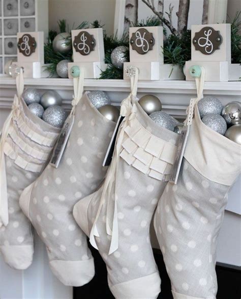 24 Easy On A Budget Diy Christmas Sock Decorations Godiygocom
