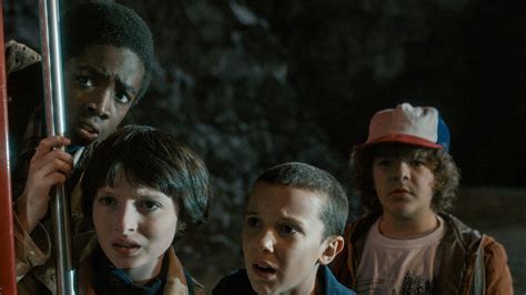 Stranger Things Is Casting Extras For Season 2 Teen Vogue