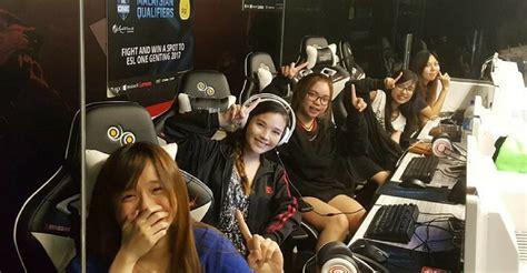 The team consists of the same lineup that represented orange esports during the international 2013, picking up mushi soon after he left team dk along with xtinct, net, ohaiyo and kyxy from titan. This M'sian Female E-Sports Team Won Their First Dota 2 ...