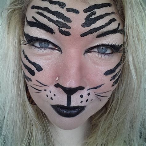 Easy Karneval Halloween Tiger Make Up Für Anfänger Halloween Face