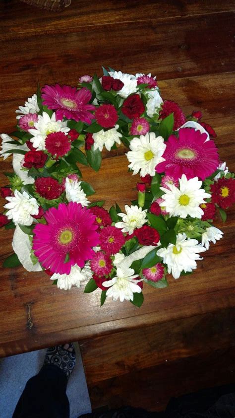 Check spelling or type a new query. Memorial wreath done in Oasis ring. | Flower arrangements ...
