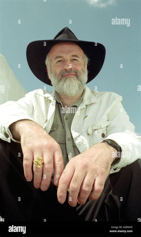 Terry Pratchett Hi Res Stock Photography And Images Alamy