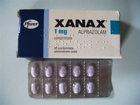 Xanax Kegunaan Dosis Efek Samping Dll • Hello Sehat