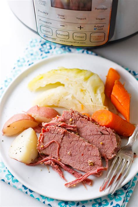 Sorry, corned beef folderolldebuggeryroll, just dip it in when you've lifted the meat out to rest and the pots got all that bubbling liquor just aching to be used. Instant Pot Corned Beef and Cabbage | Recipe | Corn beef ...