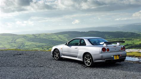 Download this image for free in hd resolution the choice download button below. Скачать 3840x2160 nissan, skyline, gt-r, серебристый, вид ...