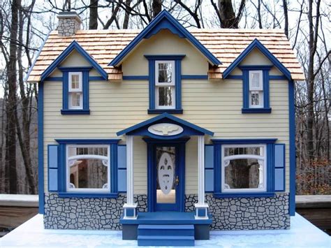 The Newport Nonnies Dollhouses