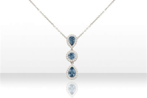 18 Kt White Gold Aquamarine And Diamond Necklace Ivan 18 Kr Gold