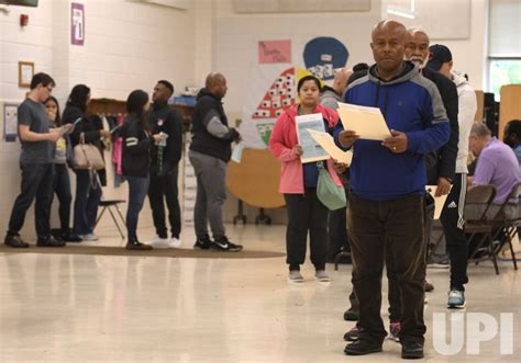 Photo Voters Cast Their Ballots In The 2018 Midterm Elections In