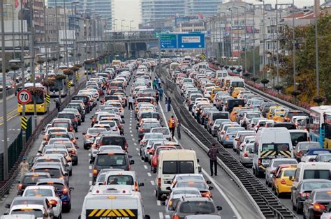 Istanbul Among Worlds Top 5 Cities Most Impacted By Traffic Daily Sabah