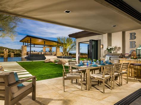 Cook A Great Meal As You Enjoy The Views From This Talon Ranch Home In
