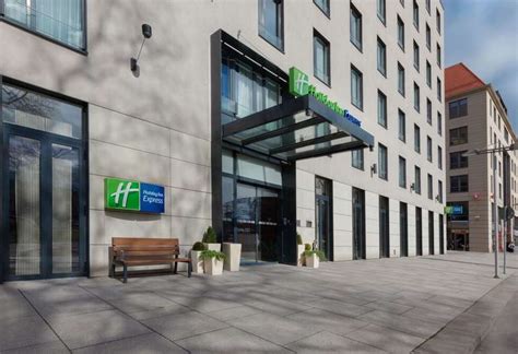 The annual award recognizes ihg® properties for maintaining exceptionally high standards in product quality, hotel service, and customer satisfaction. Holiday Inn Express Dresden City Centre in Dresden ...