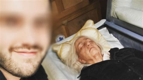 Funeral Selfies An Evolution Of Age Old Tradition Windsor Cbc News