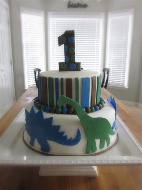 Darlin Designs Dinosaur 1st Birthday Cake