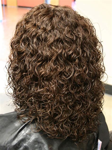 Sorts Of Spiral Perm HairStyles For Women