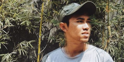 Nomor wa pln bojonegoro nomor wa admin pln bawean gresik untuk kirim foto kwh misteri kasus : Berbincang dengan Konten Kreator Asal Bojonegoro - Jurnaba