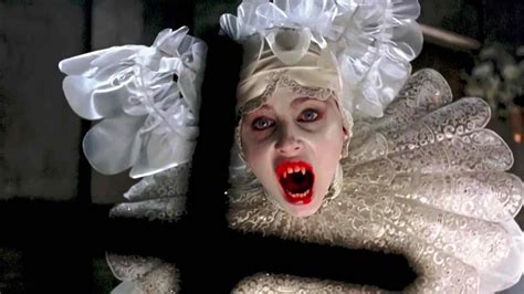 One Of The Scariest Scenes In Bram Stokers Dracula Goes Vampire Hunting