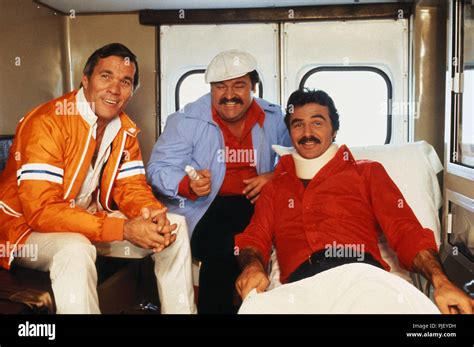 Dom Deluise With Burt Reynolds In The Cannonball Runsupplied By Rangefinder Globe Photos Inc