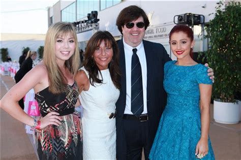 image jennette and ariana with dan schneider and his wife sam and cat wiki fandom