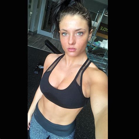 Jade Chynoweth Cheekbones Jade Chynoweth Is A 19 Year Old American