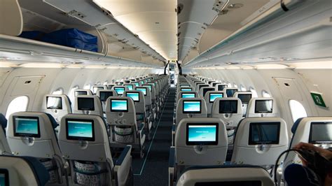 The air transat fleet includes the airbus a321neolr. Vol Montréal-Bordeaux, la première avec l'Airbus A321 neo ...