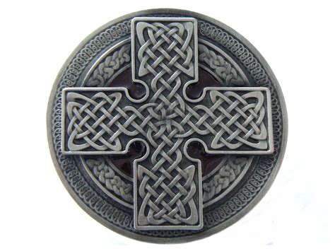 Celtic knot meanings despite the fact that the celtic civilisation has long since ceased to exist, remnants of it can be seen everywhere. Celtic Knot Cross Belt Buckle | Designer Belt Buckles