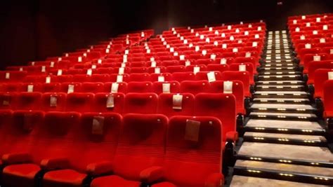 Lk21 kanalfilm21 dunia21 nonton movie streaming dan download film subtitle indonesia gratis online bioskopkeren ns21 indoxxi indoxx1 21cineplex dewanonton ganool anime bioskop. Film Bioskop Bioskop Keren : 15 Situs Nonton Film ...