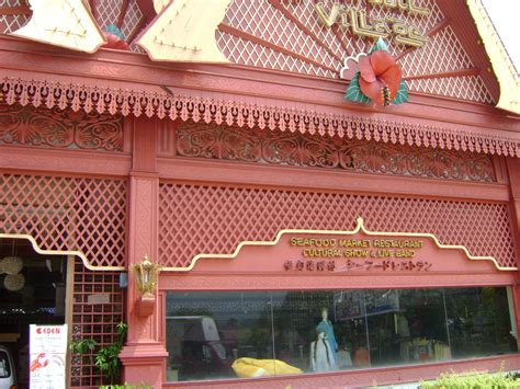 Romantic hotels in batu ferringhi. Penang part 3 : Batu Ferringhi