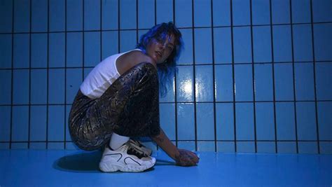 I don't know what you heard about me (no) but you won't get me out. Lirik Lagu Really Don't Like You - Tove Lo feat Kylie Minogue