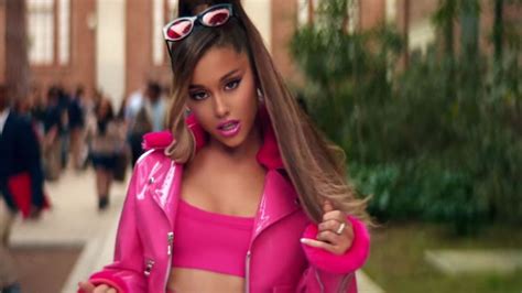 How do these songs stack up compared. Ariana Grandes "Thank U, Next"-Video bricht alle Rekorde ...