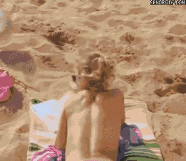 Beach Babes Gif By Cheezburger Find Share On Giphy