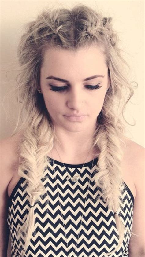 Feel free to pancake the braid by pulling on the sides of it to get a more voluminous and loose look. Picture Of messy fishtail braids