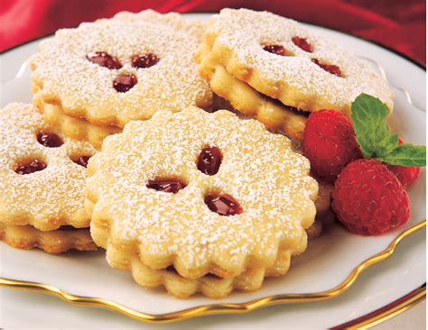 Break out the cookie cutters, because christmastime means cookie time. 9 Linzer Cookie Recipes - Food.com