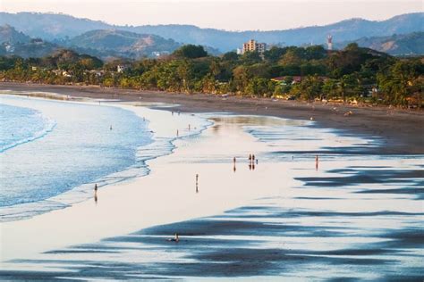 The 17 Best Beaches In Costa Rica For Families