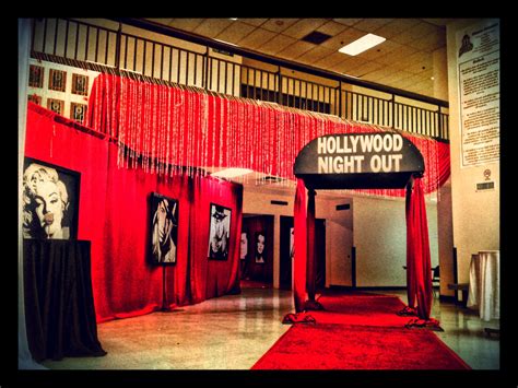 High School Goes Hollywood For Prom Homecoming Prom Themes Old