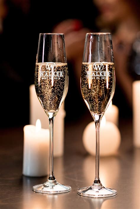 Personalized Champagne Flutes Set Of 2 Bride And Groom Etsy Wedding
