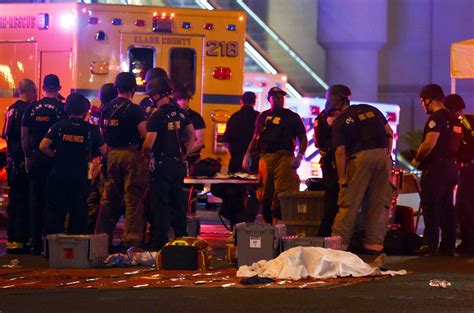 Las Vegas Shooting At Least 59 Dead 527 Injured At Route 91 Harvest Festival Billboard