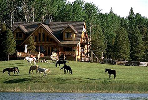 10 Luxury Dude Ranches